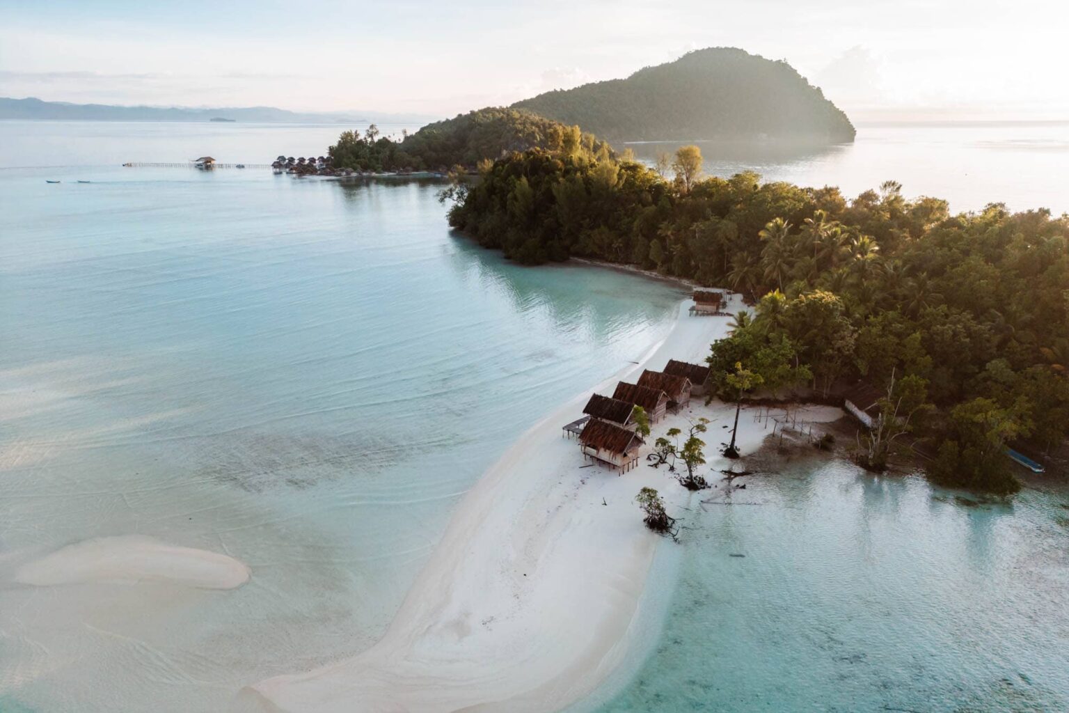 TRAVELREBELS / 10 Tips for Traveling in Raja Ampat